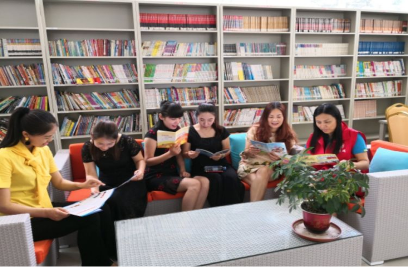 浙江兰溪图书馆设立反邪教图书专柜，筑牢反邪教宣传教育阵地762.png