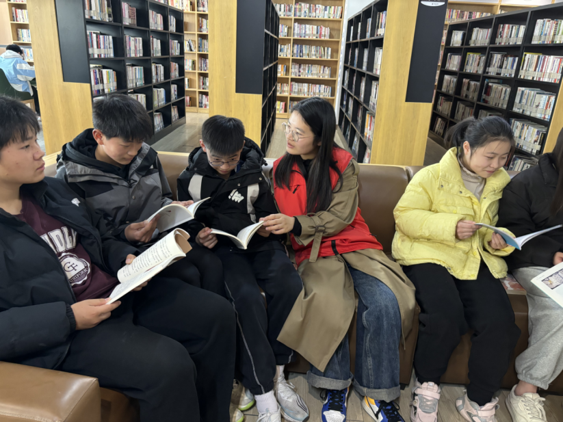 浙江嘉兴桐乡：书香浸润心灵，“读”懂反邪意义524.png