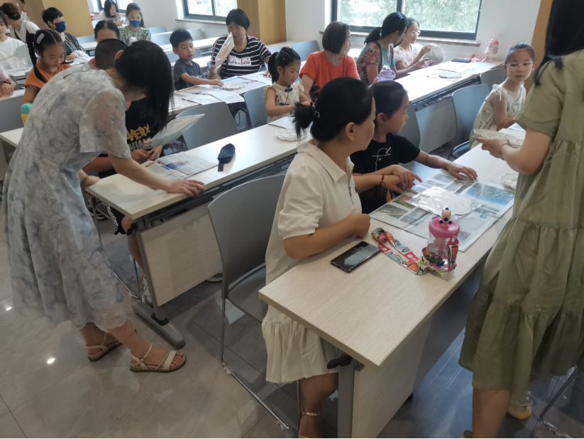浙江嘉兴海宁：三个结合抓好暑期学生反邪教宣传教育426.png