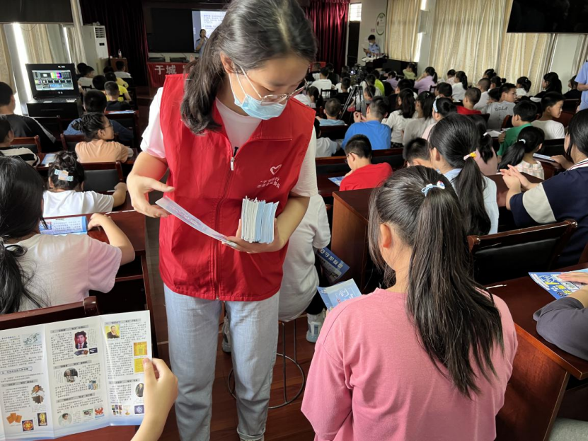 浙江嘉兴海盐：新生开学第一课上什么？545.png