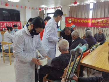浙江庆元：健康义诊暖人心，反邪宣传零距离124.png