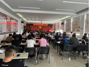 浙江温州瓯海区走街入户进企业开展反邪教知识宣传筑牢群众防线219.png