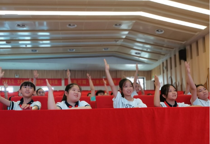 温州大学2022科普反邪教社会实践队：青春献礼二十大，反邪教育正当时606.png