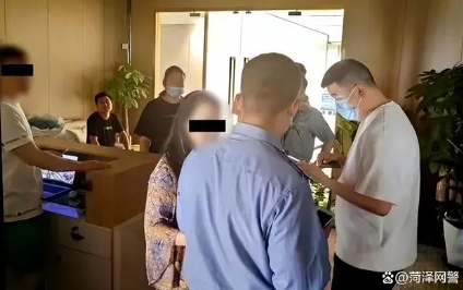 警方查获现场.jpg 警方查获现场.jpg