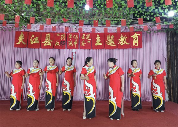 诗快板《反邪教，筑平安》.jpg