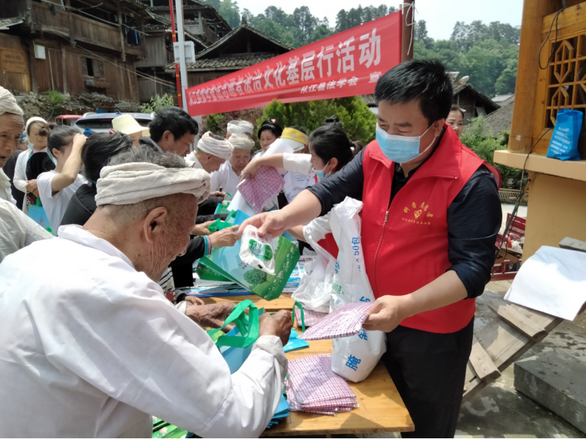 贵州省反邪教协会简讯2022（48）从江县举办2022年反邪教等科普知识侗戏下乡文艺宣传活动473.png